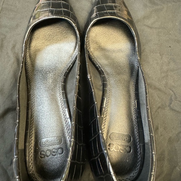 ASOS Design Saint block mid heeled shoes. Black Croc - Picture 9 of 9